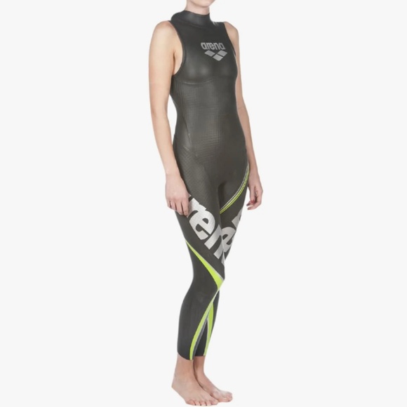 NEVER WORN Arena Women's Carbon Sleeveless Triathlon Wetsuit